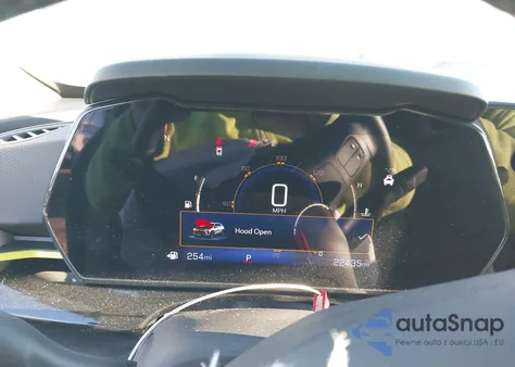 2024 Chevrolet Trax Fwd Activ z USA, uszkodzony, nr VIN KL77LKE24RC212453